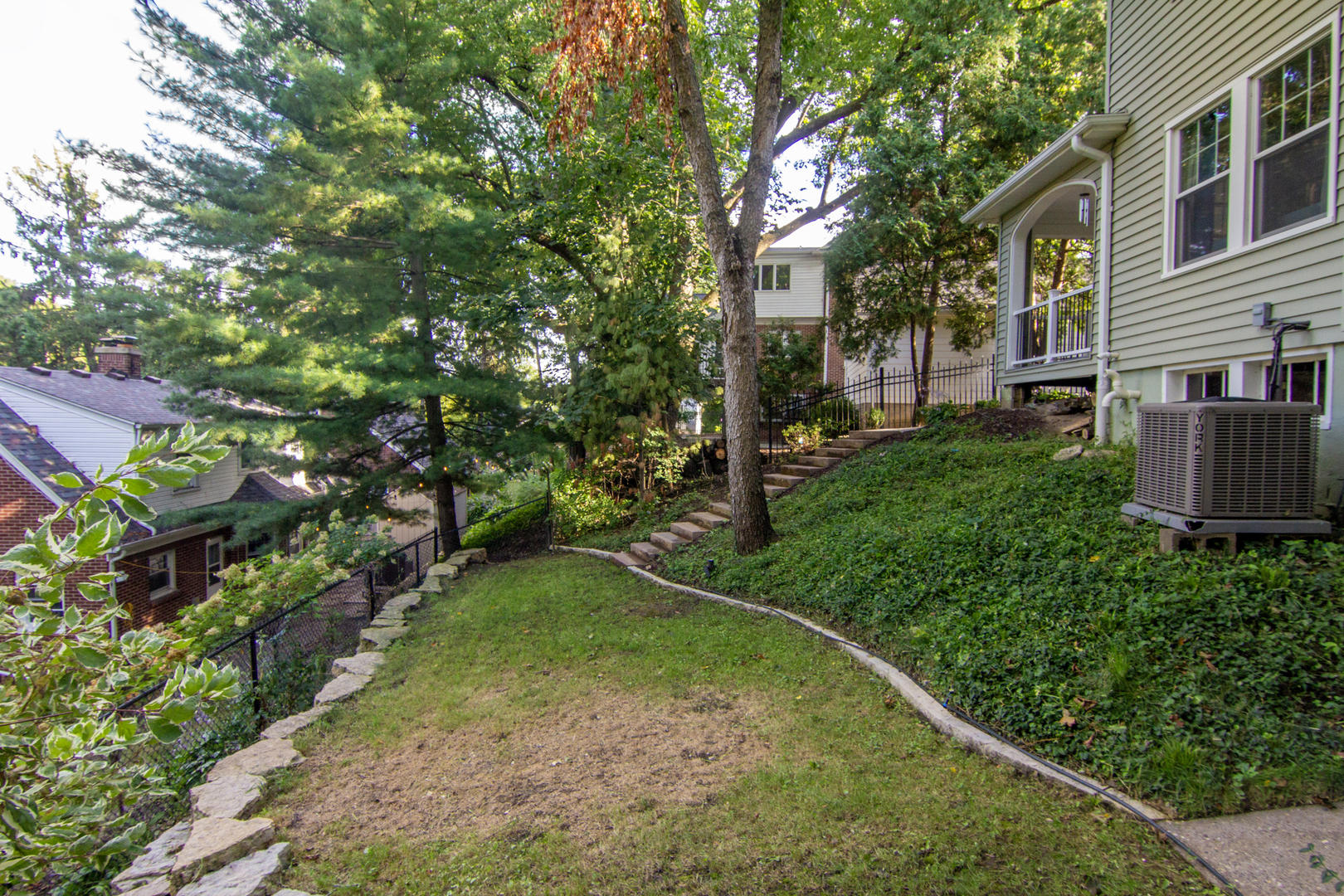 315 Ridgewood Avenue Property Photo 47