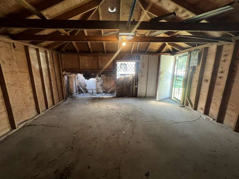 12754469 Property Photo 6