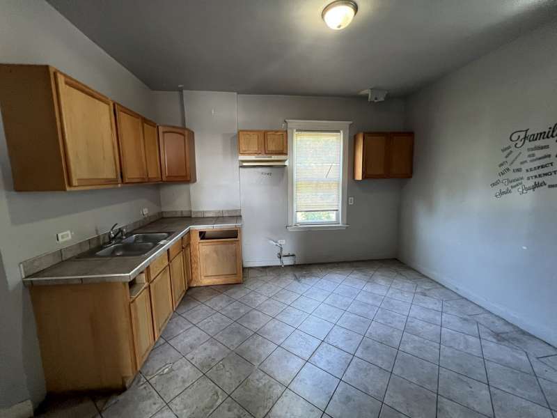 12754469 Property Photo 35