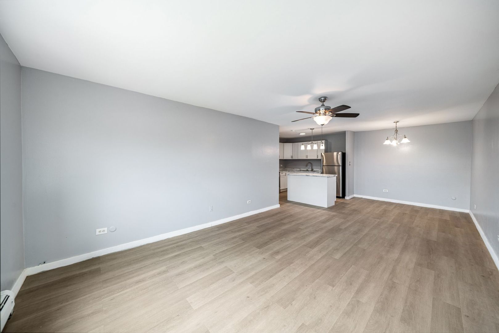 7854 S South Shore Drive 502 Property Photo 9