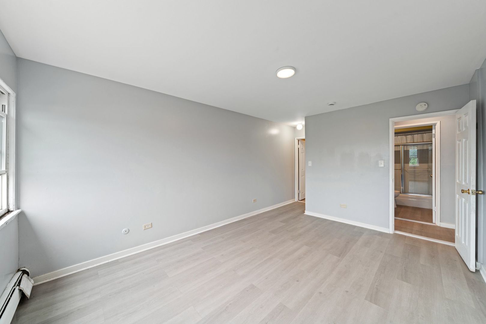 7854 S South Shore Drive 502 Property Photo 14