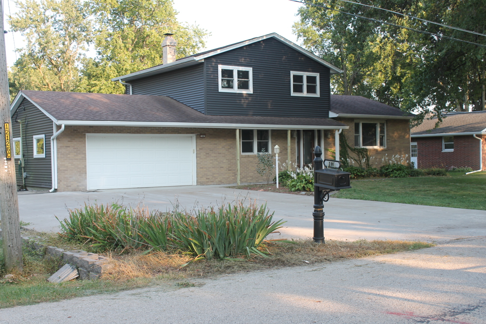 108 Circle Drive Property Photo 2