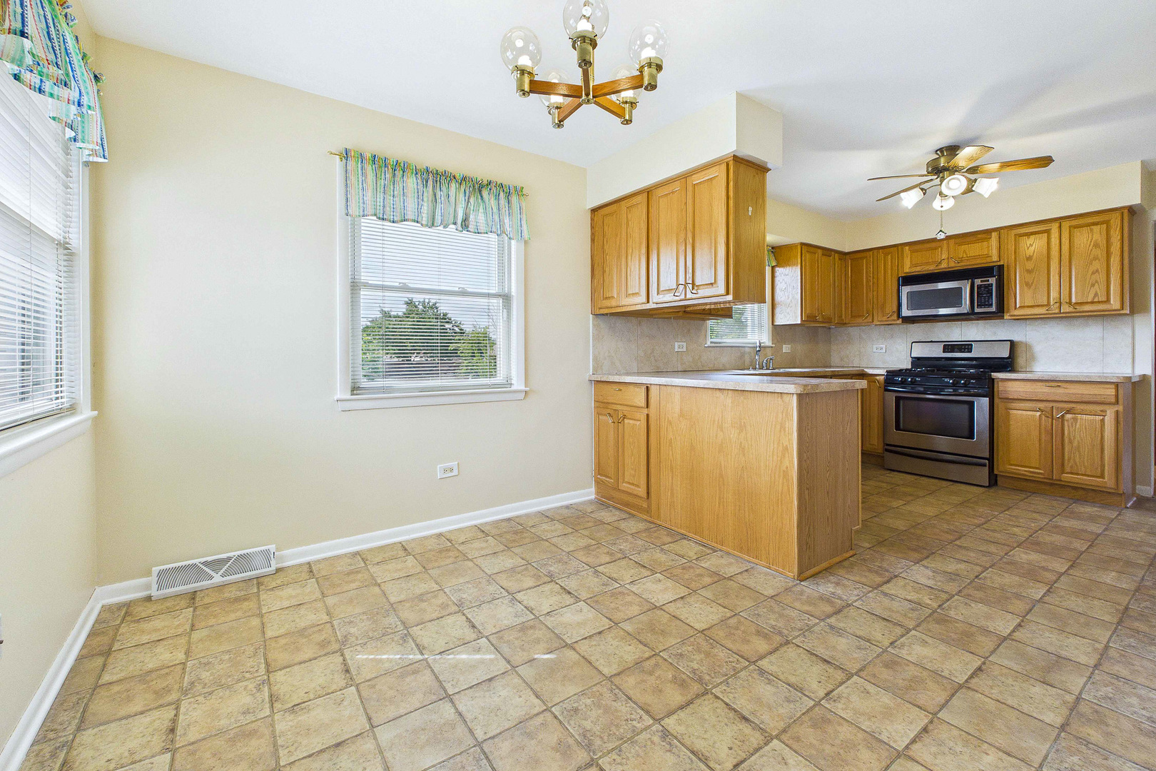 2531 Atlantic Street Property Photo 7