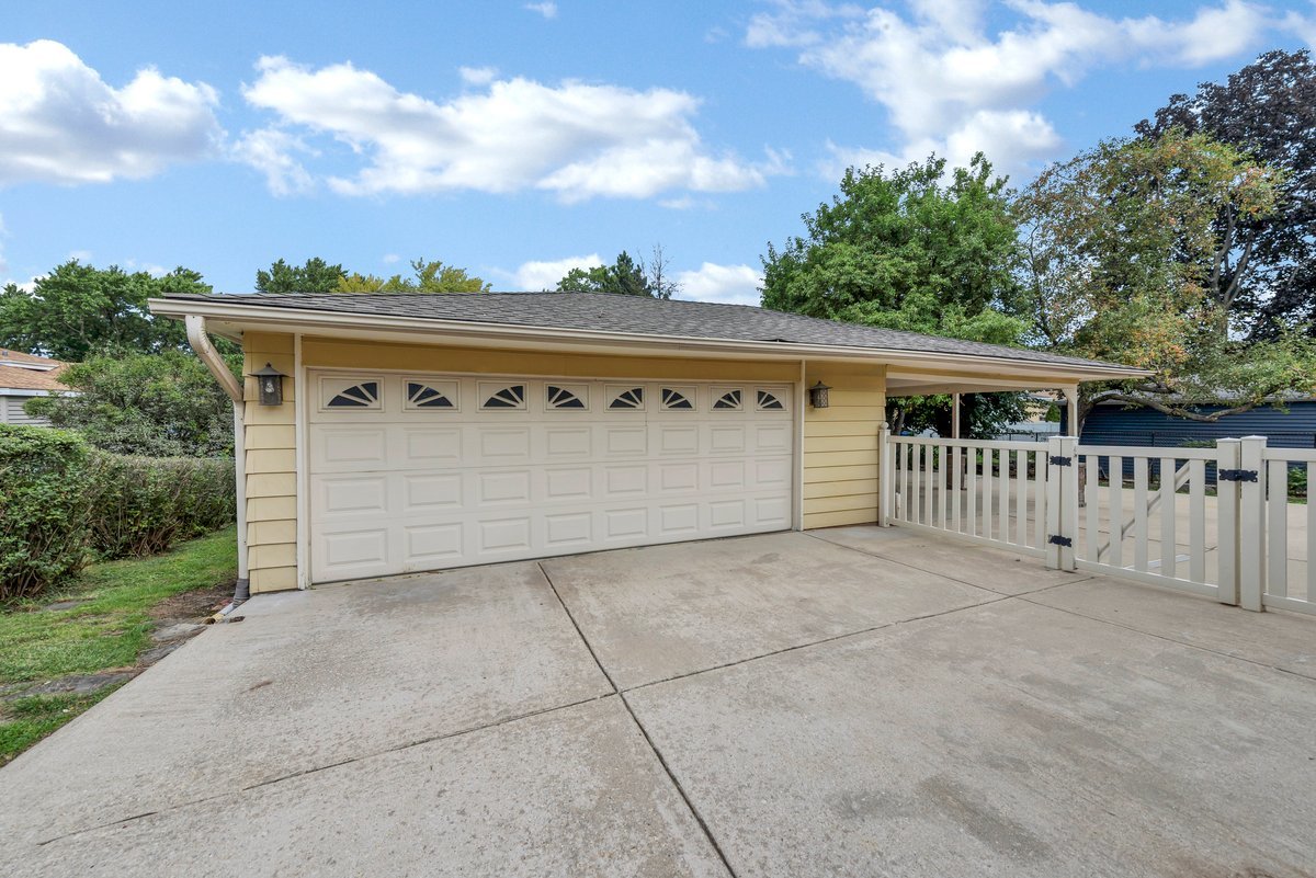 1734 W Rampart Road Property Photo 3