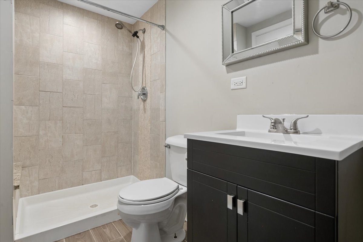 6437 W 26th Street Property Photo 17
