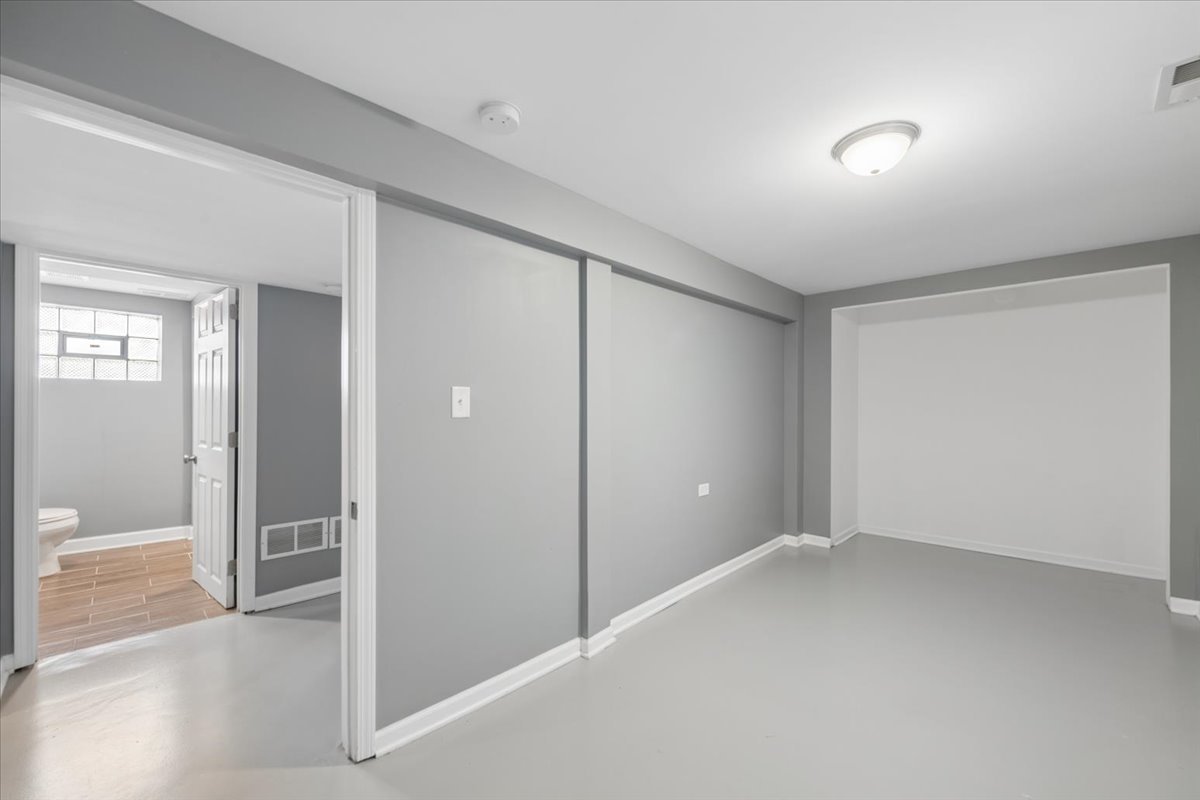 6437 W 26th Street Property Photo 25