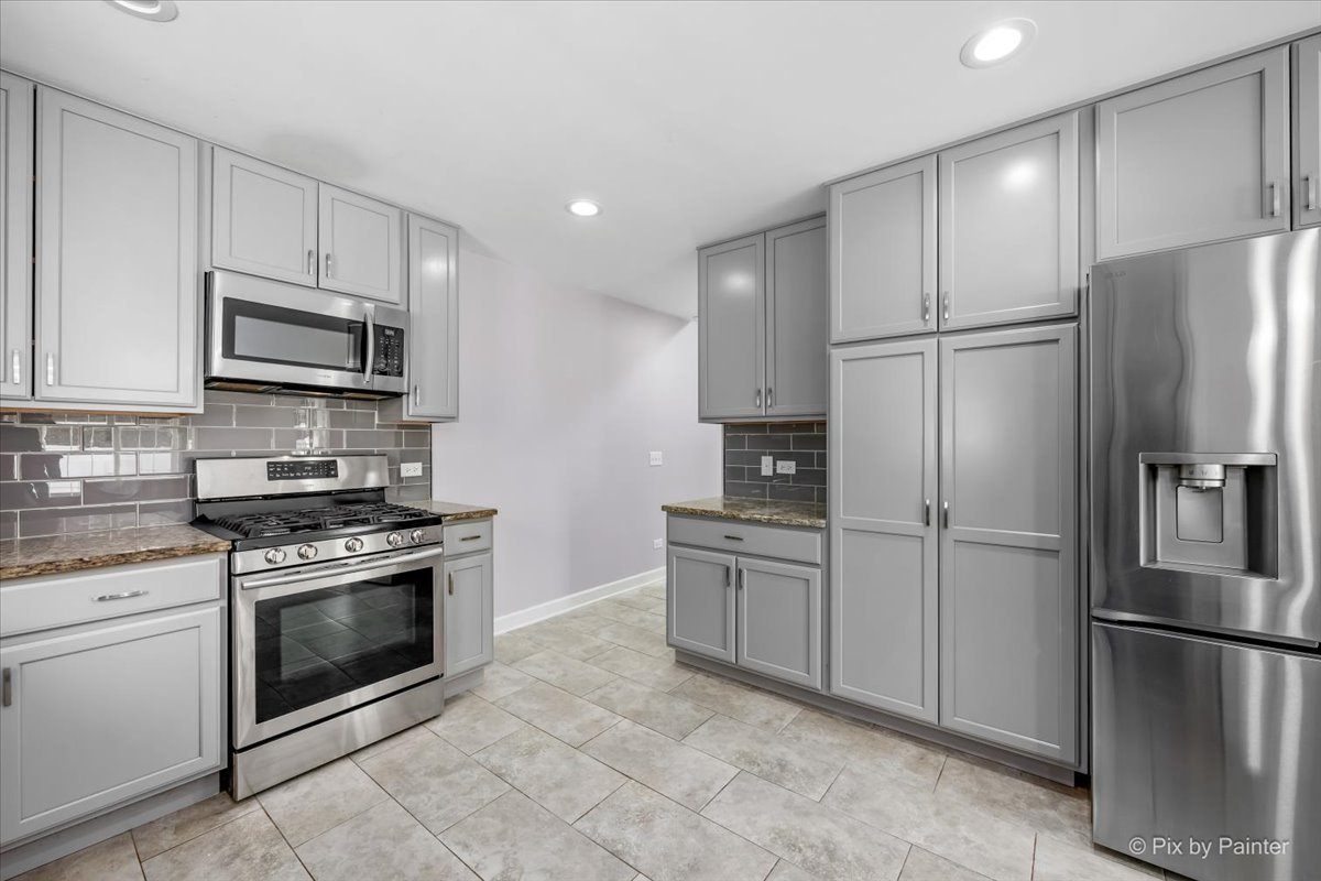 400 Spruce Avenue Property Photo 15