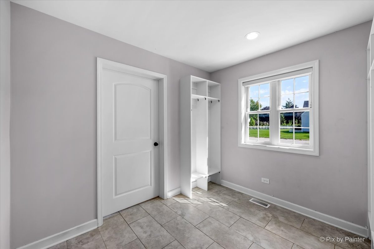 400 Spruce Avenue Property Photo 17