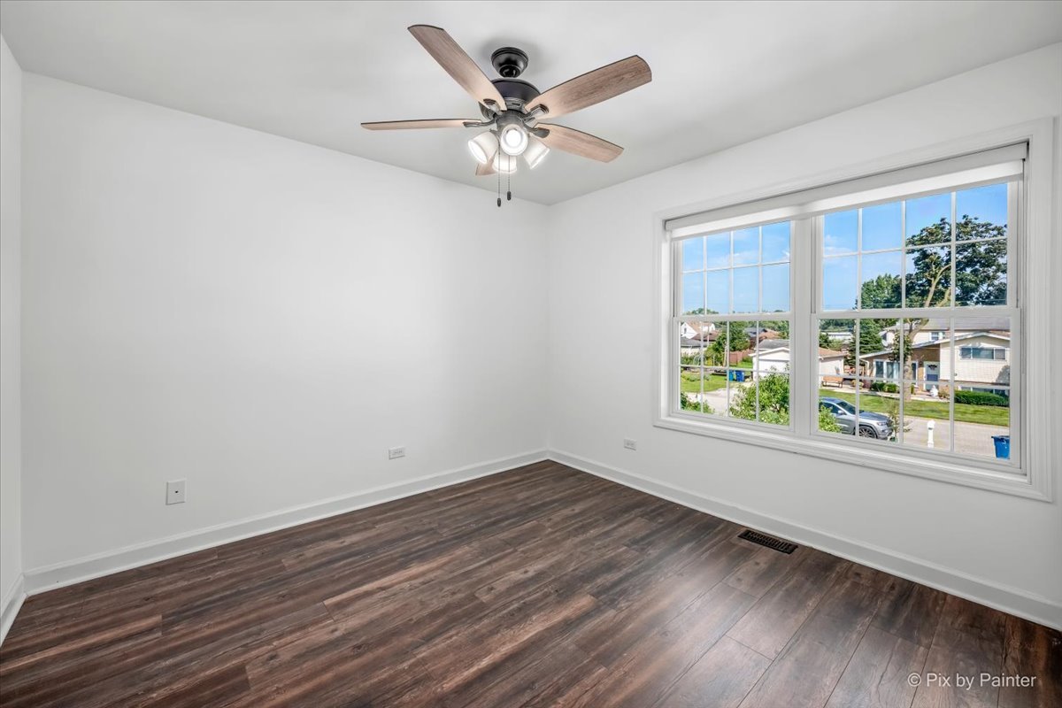 400 Spruce Avenue Property Photo 31
