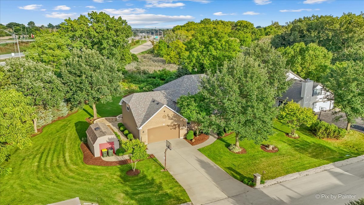 1775 Illinois Street Property Photo 2