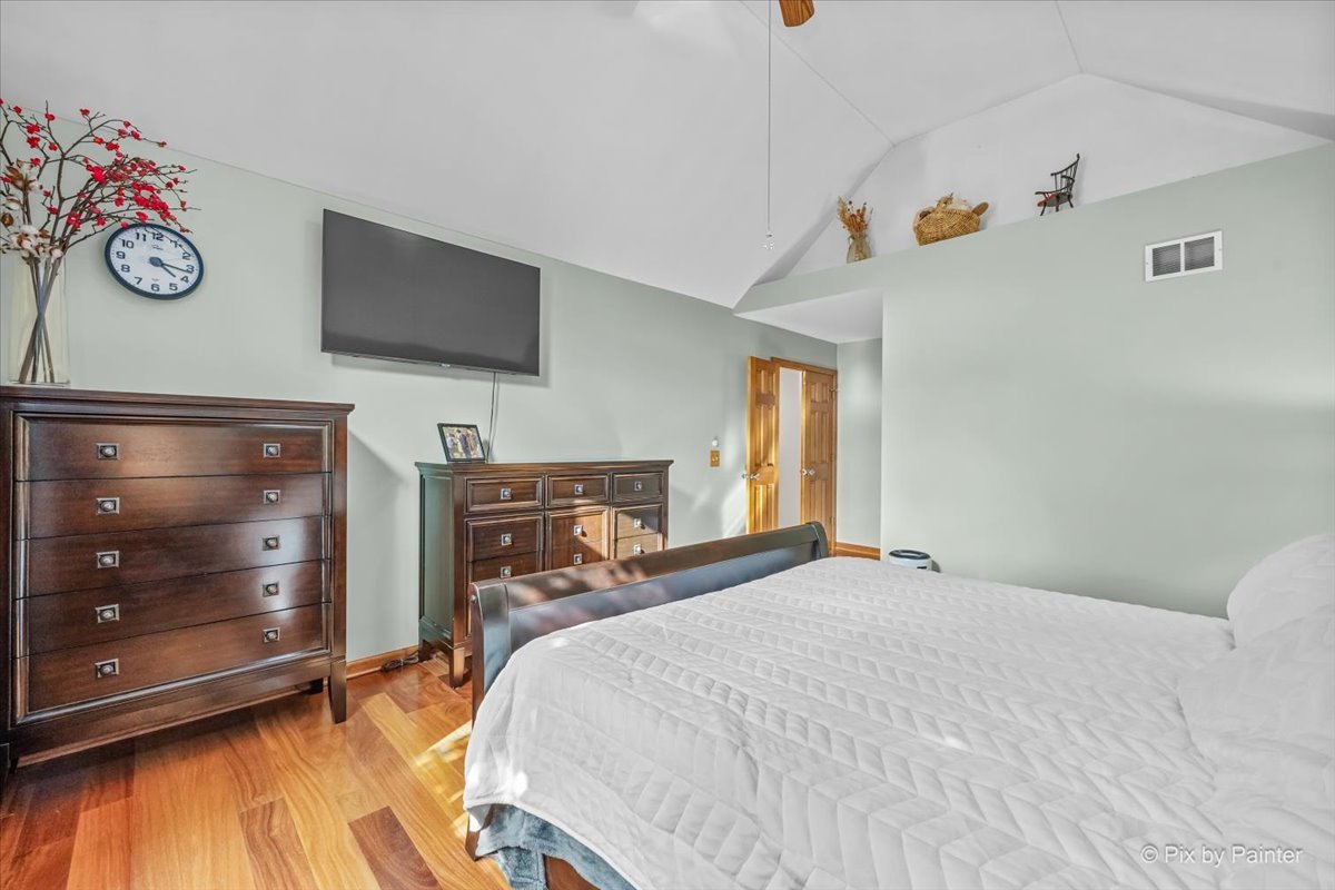 1775 Illinois Street Property Photo 22