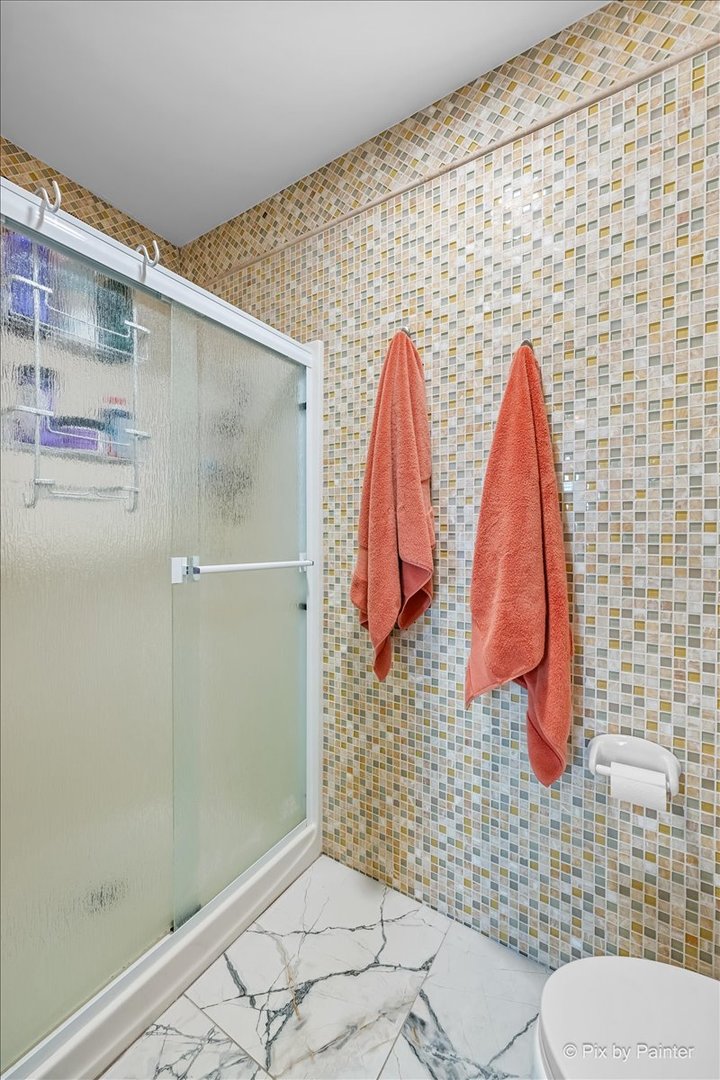 1775 Illinois Street Property Photo 24