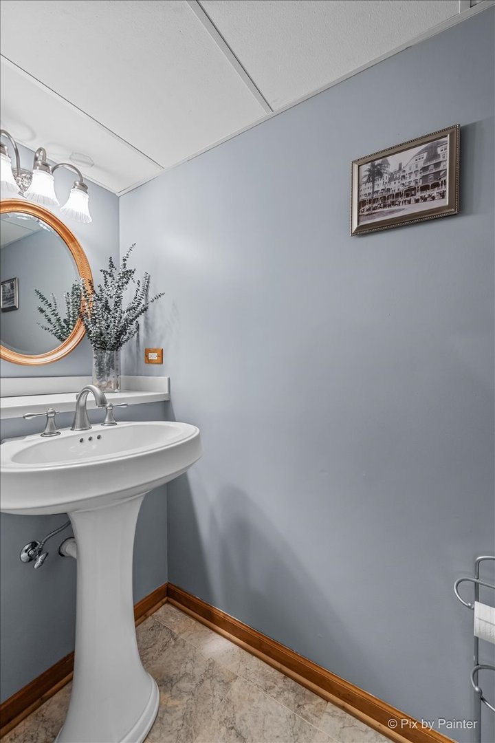 1775 Illinois Street Property Photo 45
