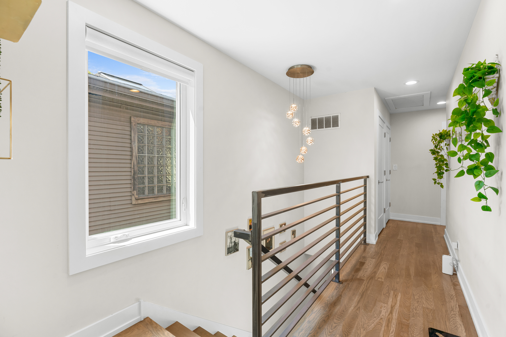 5047 W Winnemac Avenue Property Photo 21