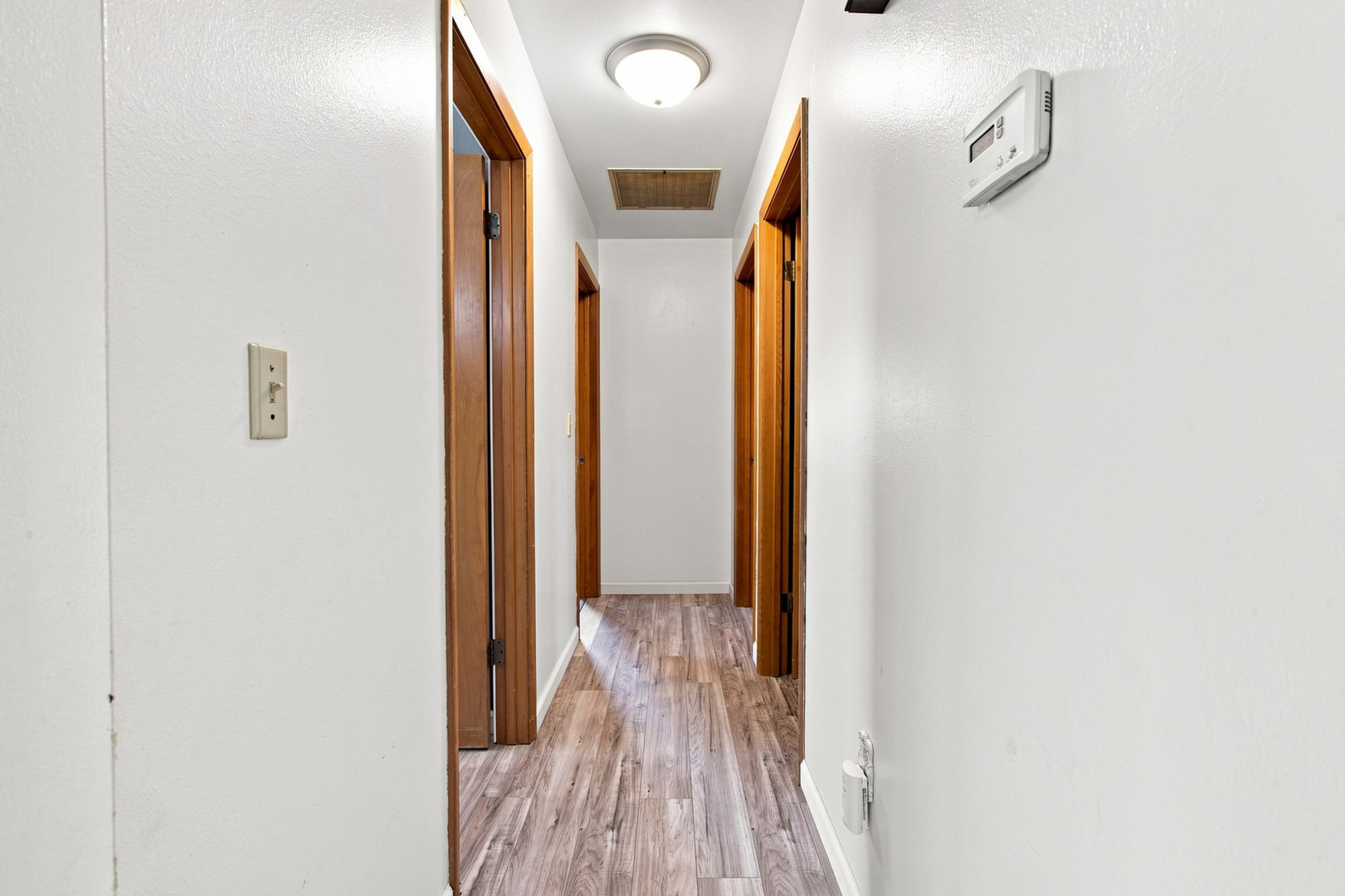 218 N Kansas Street Property Photo 12
