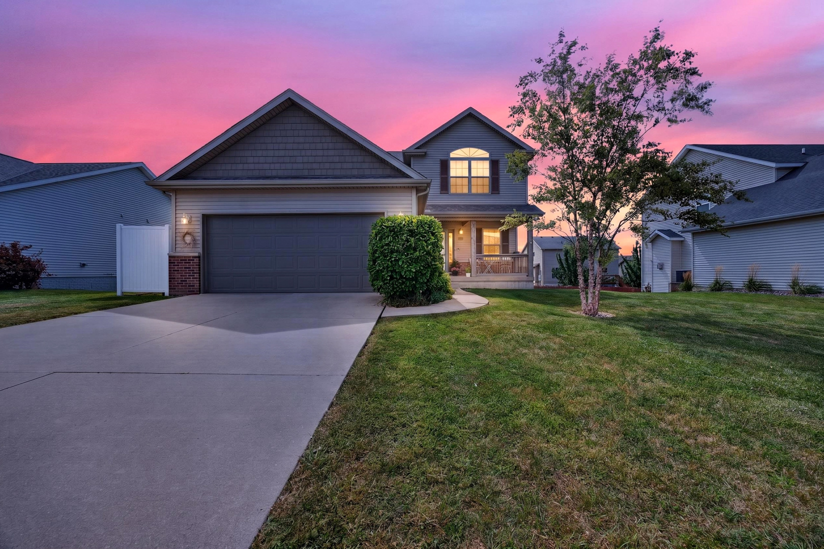 1711 Coralstone Way Property Photo 1