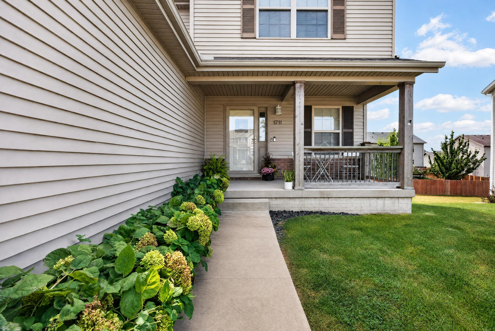 1711 Coralstone Way Property Photo 20