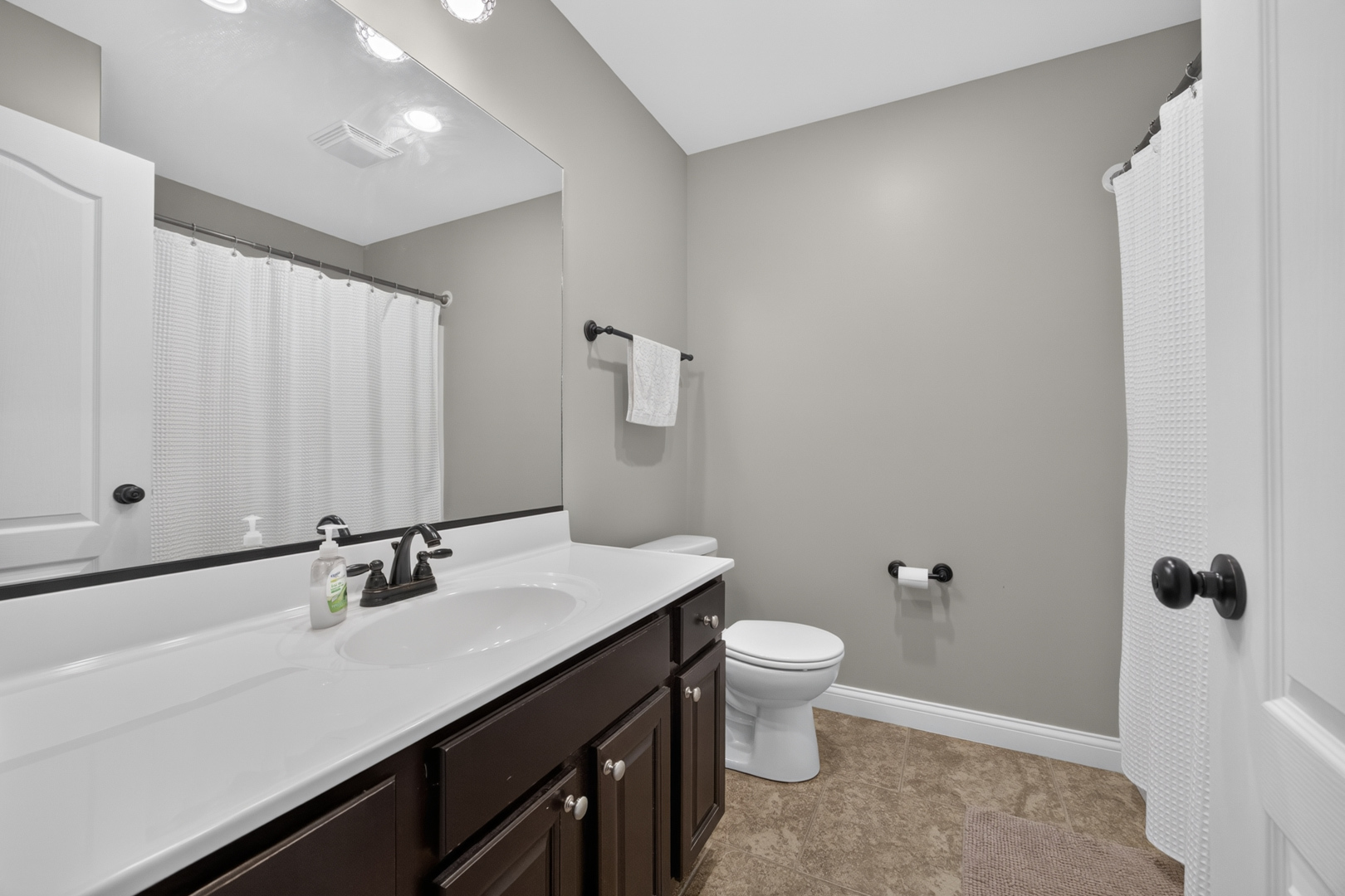 1711 Coralstone Way Property Photo 23