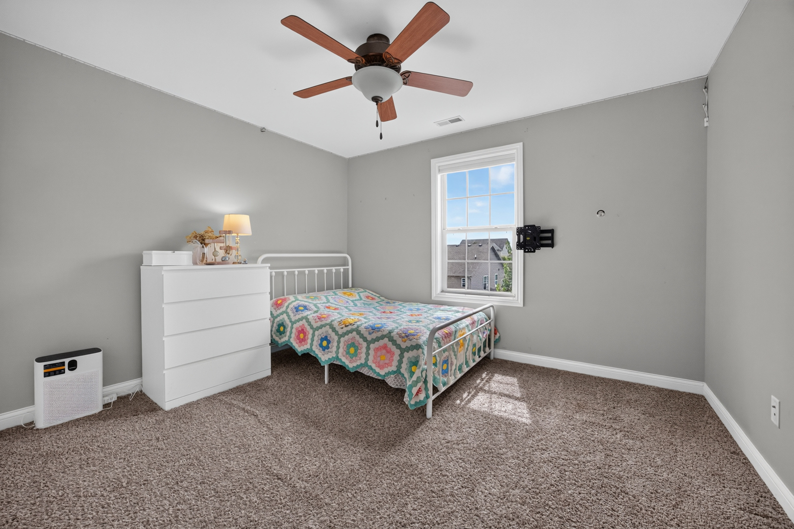 1711 Coralstone Way Property Photo 26