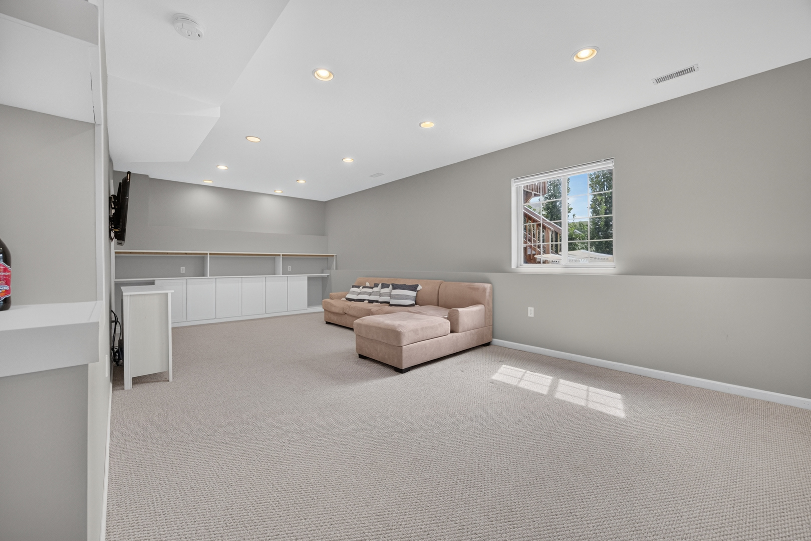 1711 Coralstone Way Property Photo 33