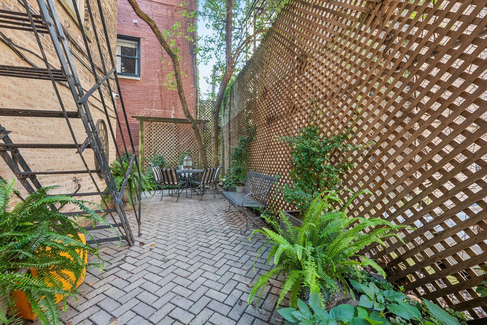 1350 N State Parkway Gn Property Photo 15