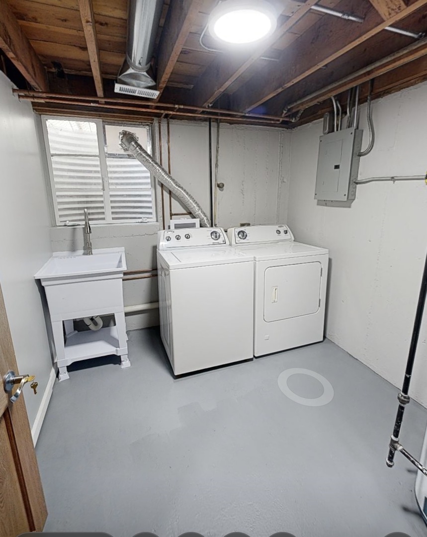 8635 Drake Avenue Property Photo 10