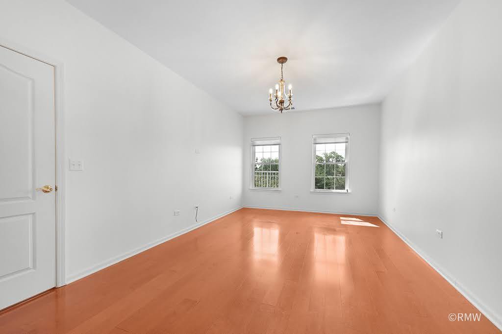 1275 W Lake Street 303 Property Photo 13