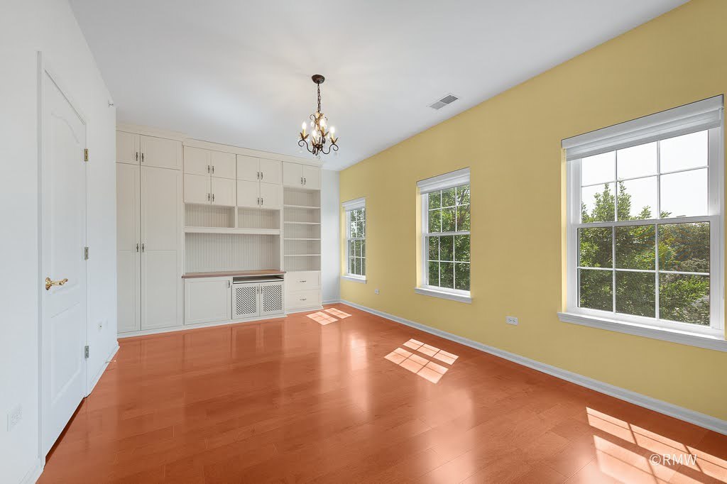1275 W Lake Street 303 Property Photo 16