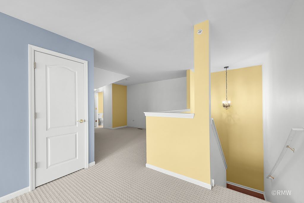 1275 W Lake Street 303 Property Photo 24