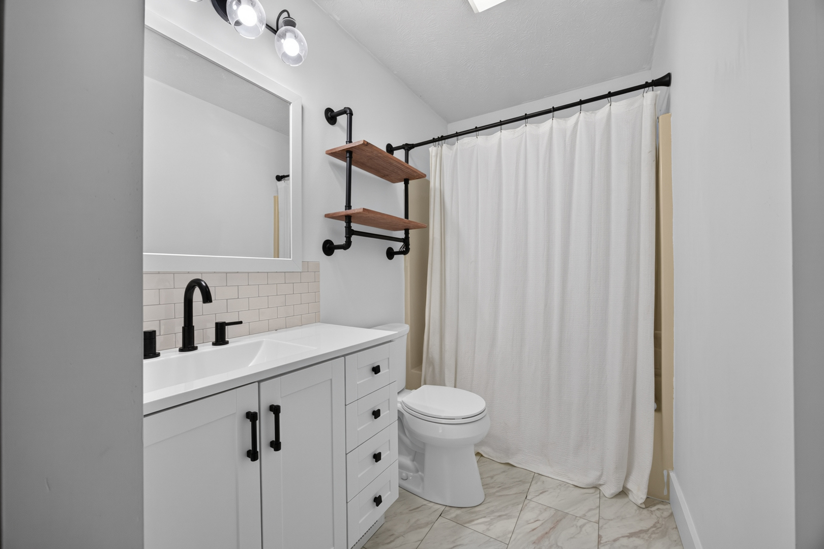 34 Holder Way Property Photo 26