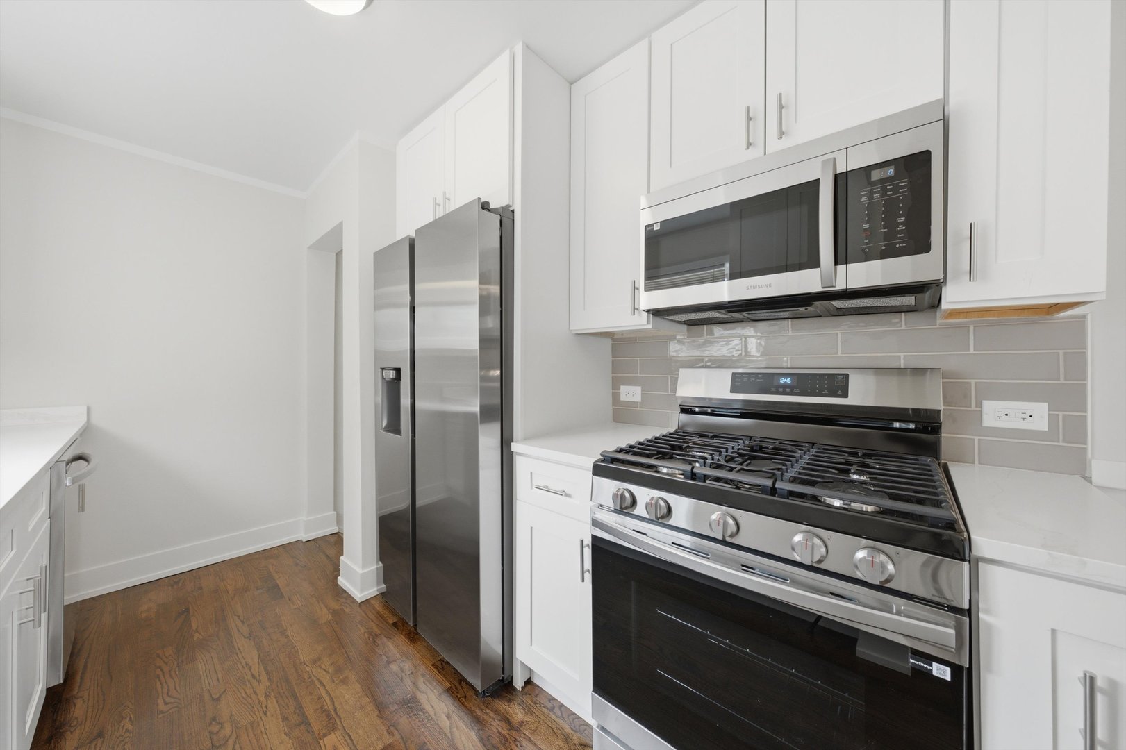 9137 S Essex Avenue Property Photo 15