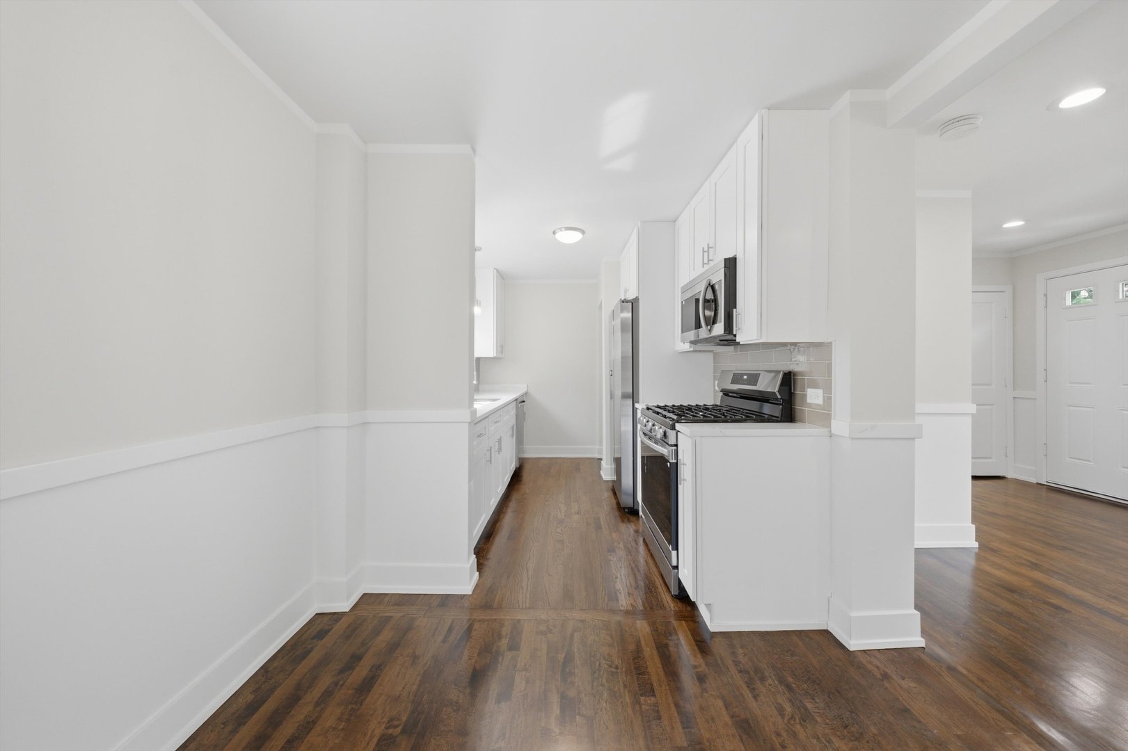 9137 S Essex Avenue Property Photo 16
