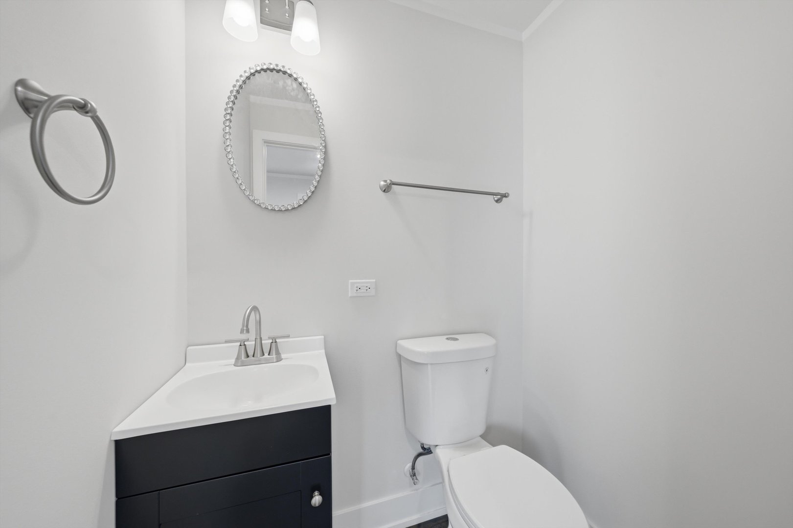 9137 S Essex Avenue Property Photo 17