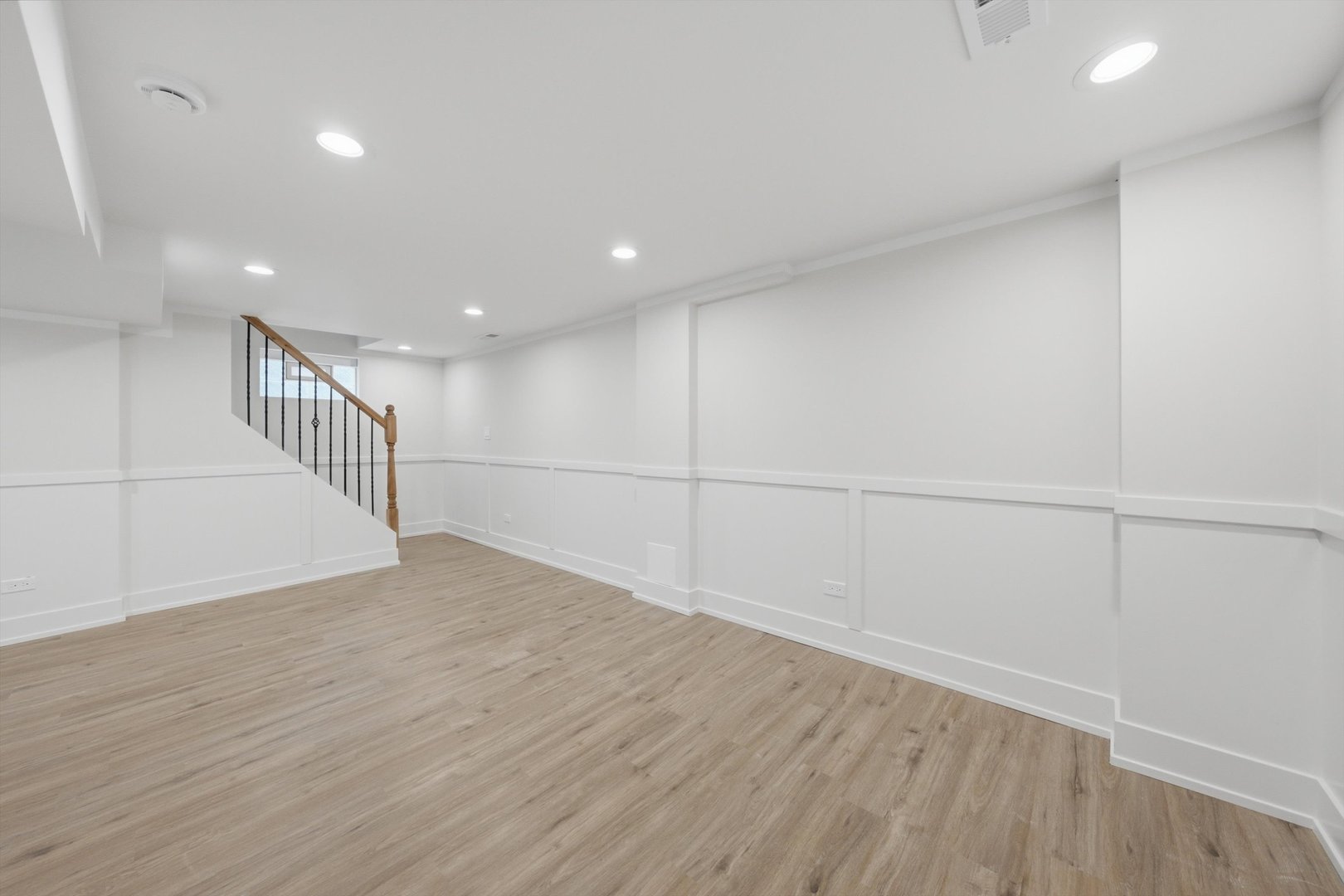 9137 S Essex Avenue Property Photo 25