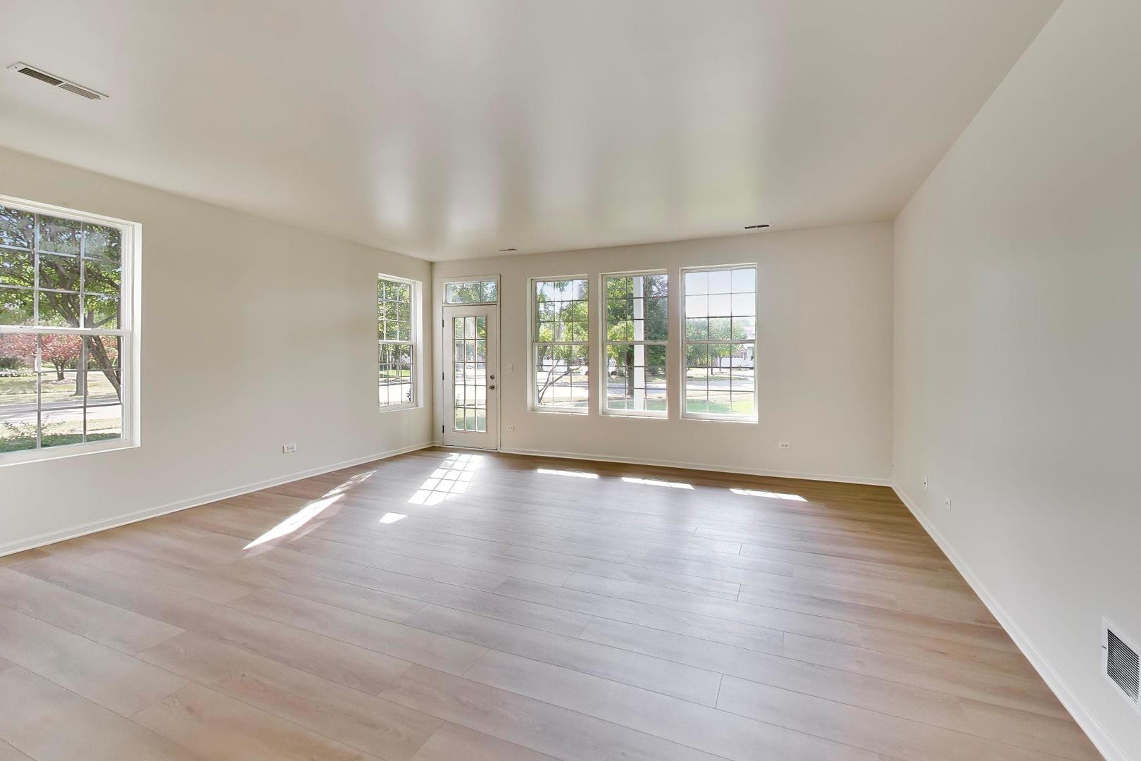 1586 Matthew Drive 1586 Property Photo 7