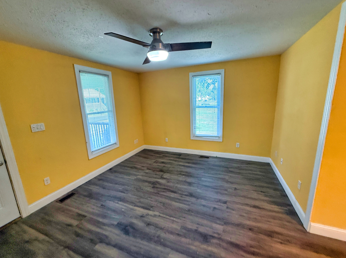 323 Austin Avenue Property Photo 9