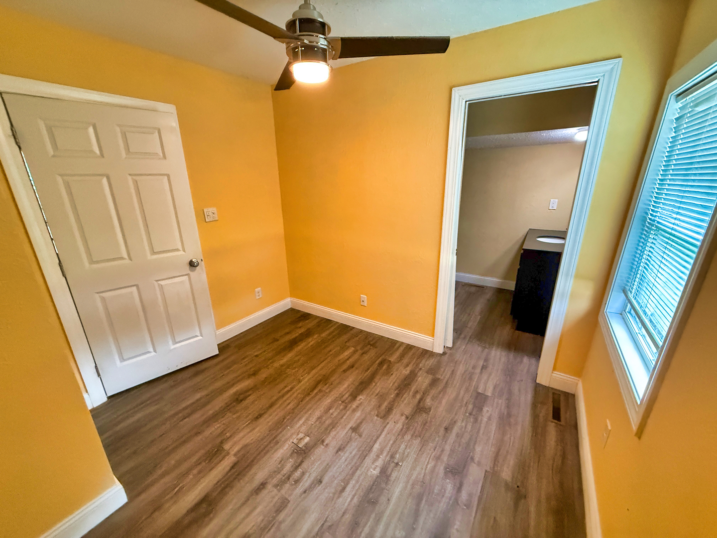 323 Austin Avenue Property Photo 24