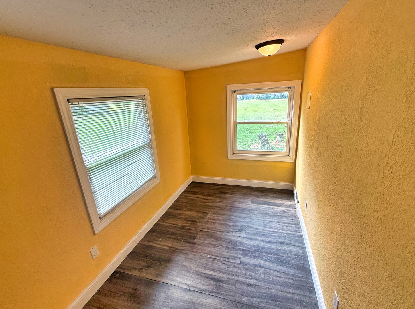 323 Austin Avenue Property Photo 38