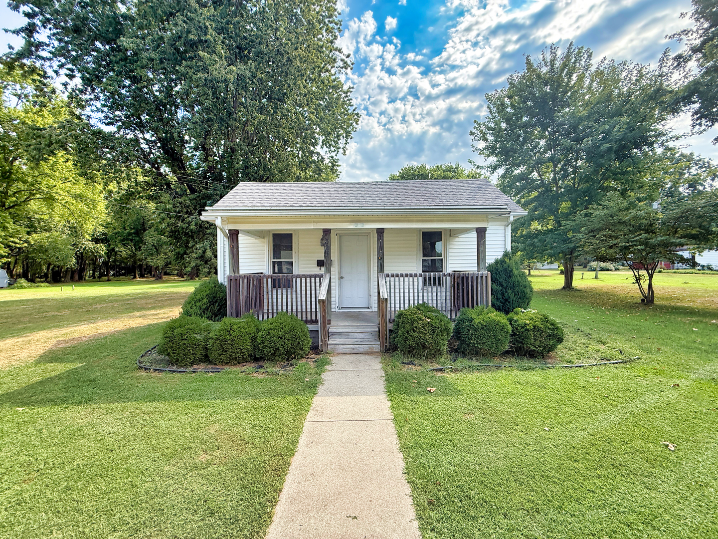 323 Austin Avenue Property Photo 46