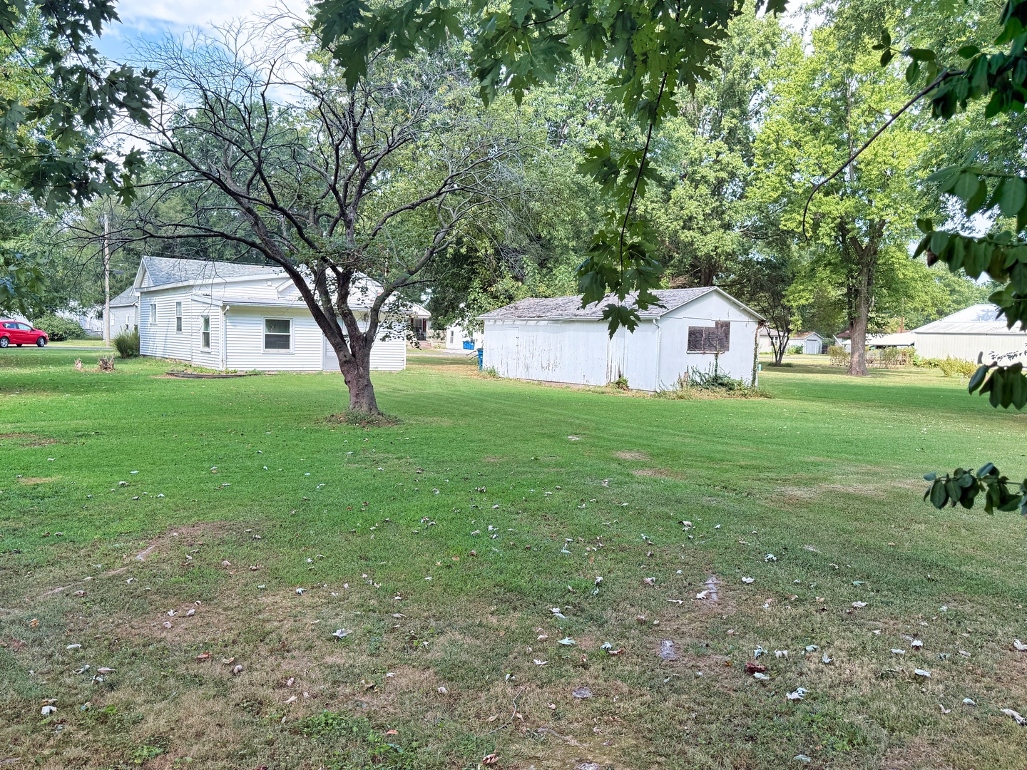 323 Austin Avenue Property Photo 57