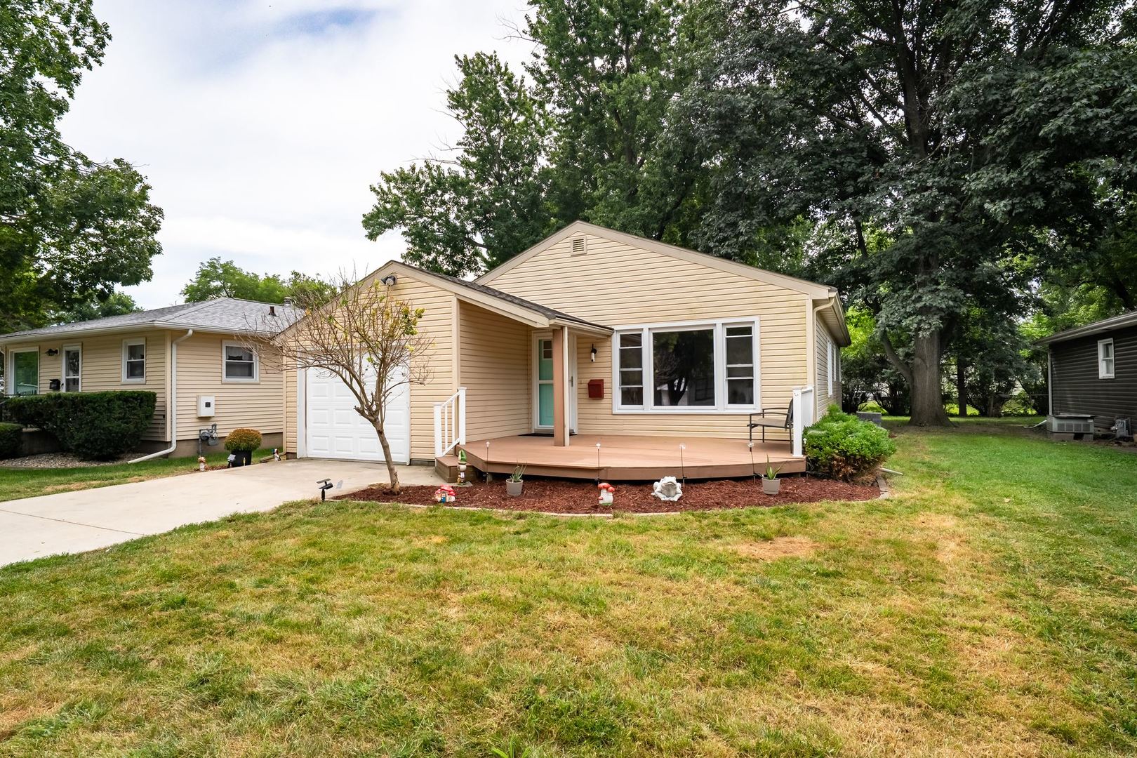 608 E Payson Street Property Photo 6