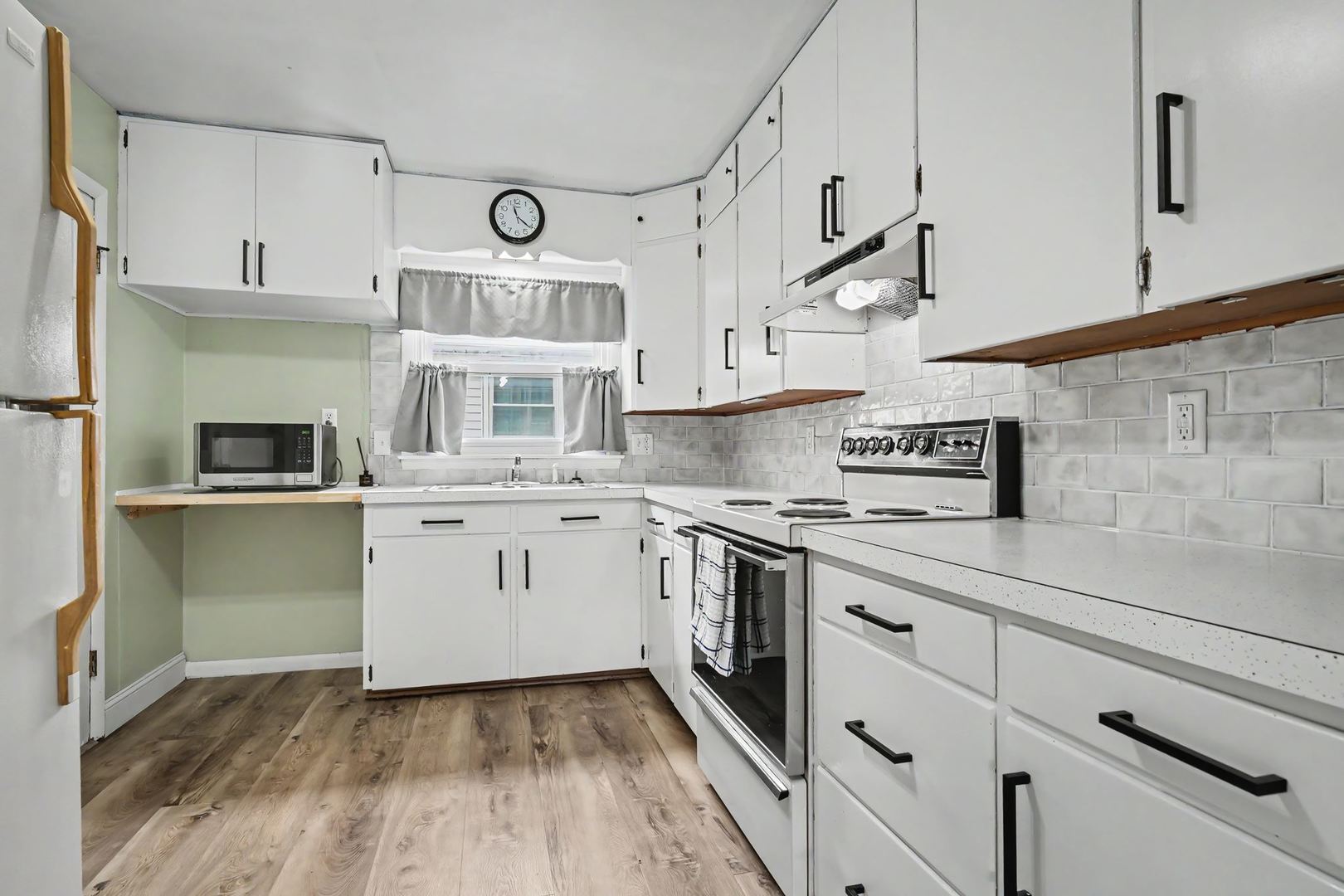 608 E Payson Street Property Photo 15