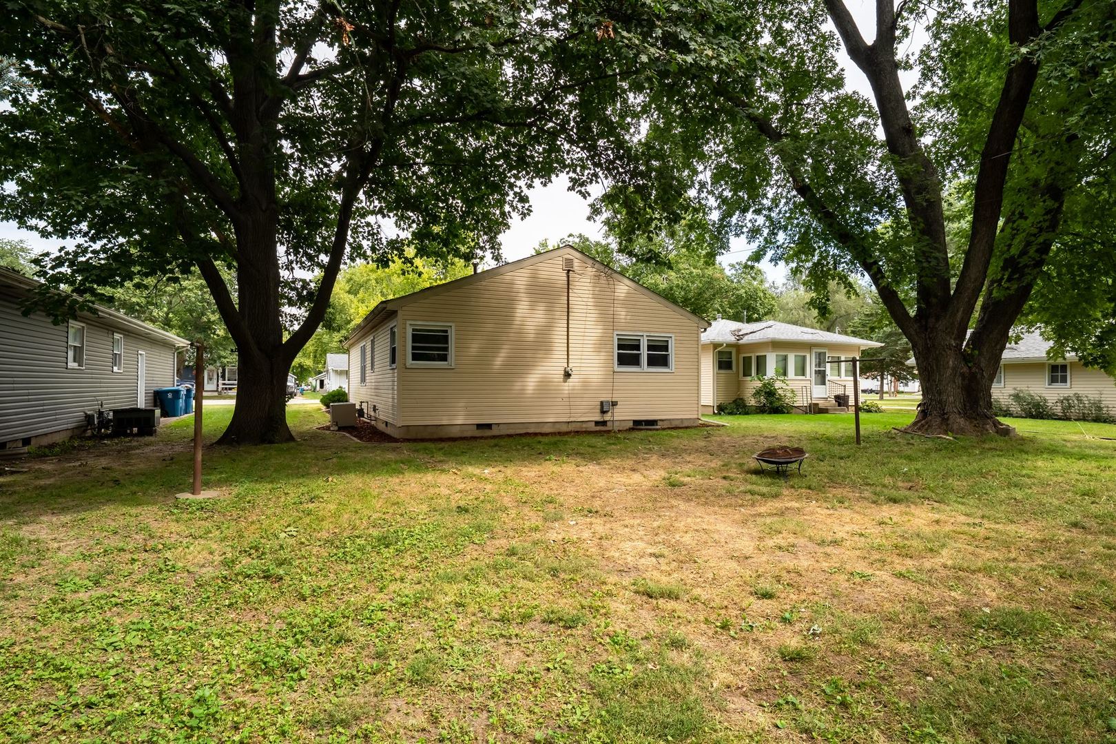 608 E Payson Street Property Photo 27