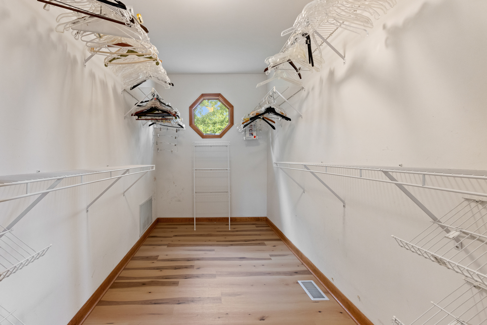 2704 Shellingham Drive Property Photo 27