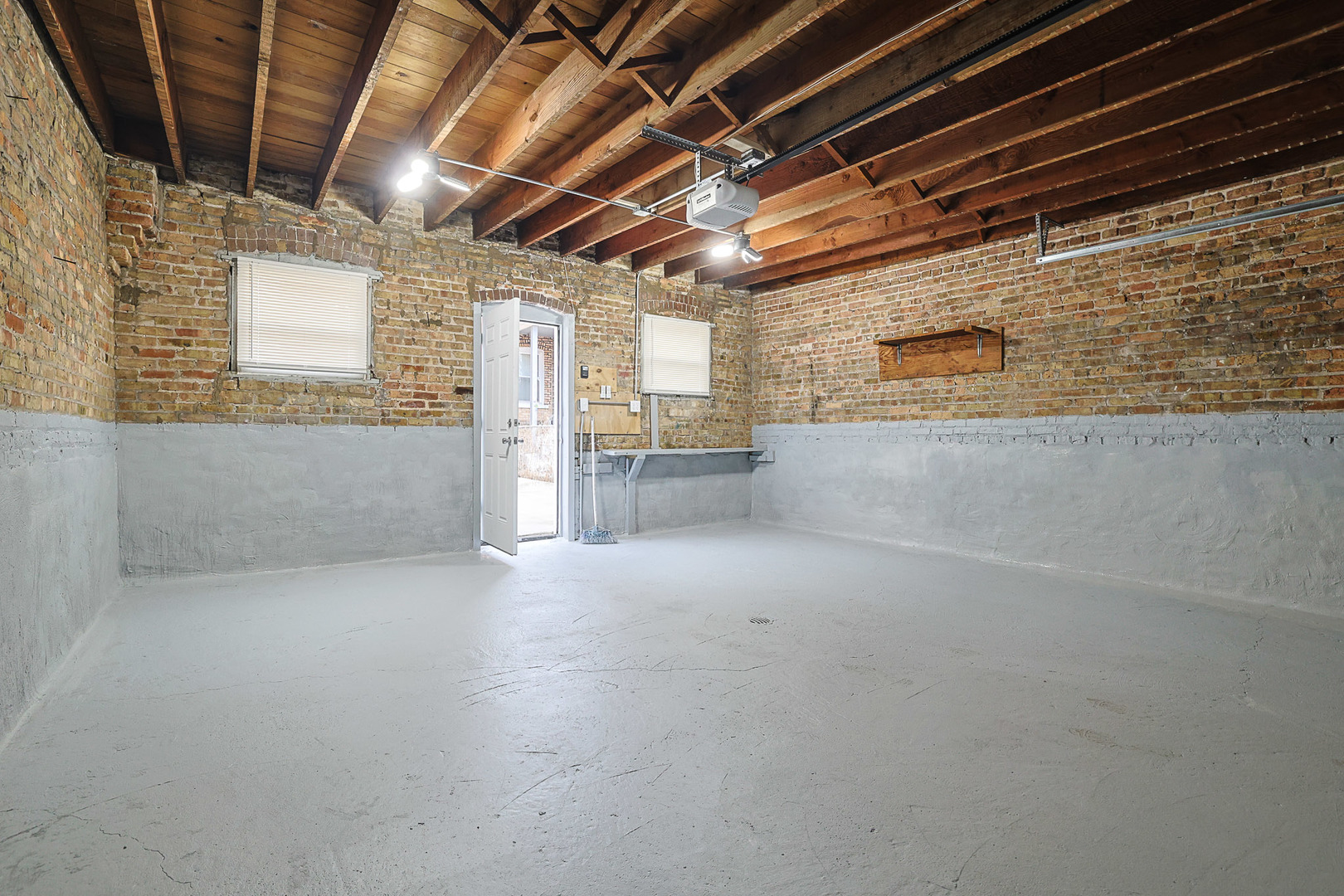 5955 S Whipple Street Property Photo 32