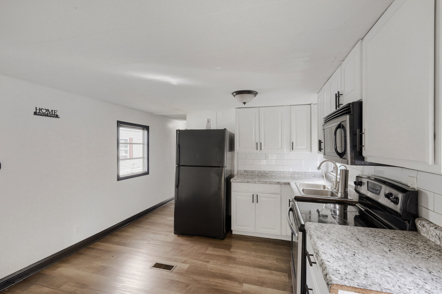8800 S Harlem Avenue 1507 Property Photo 8