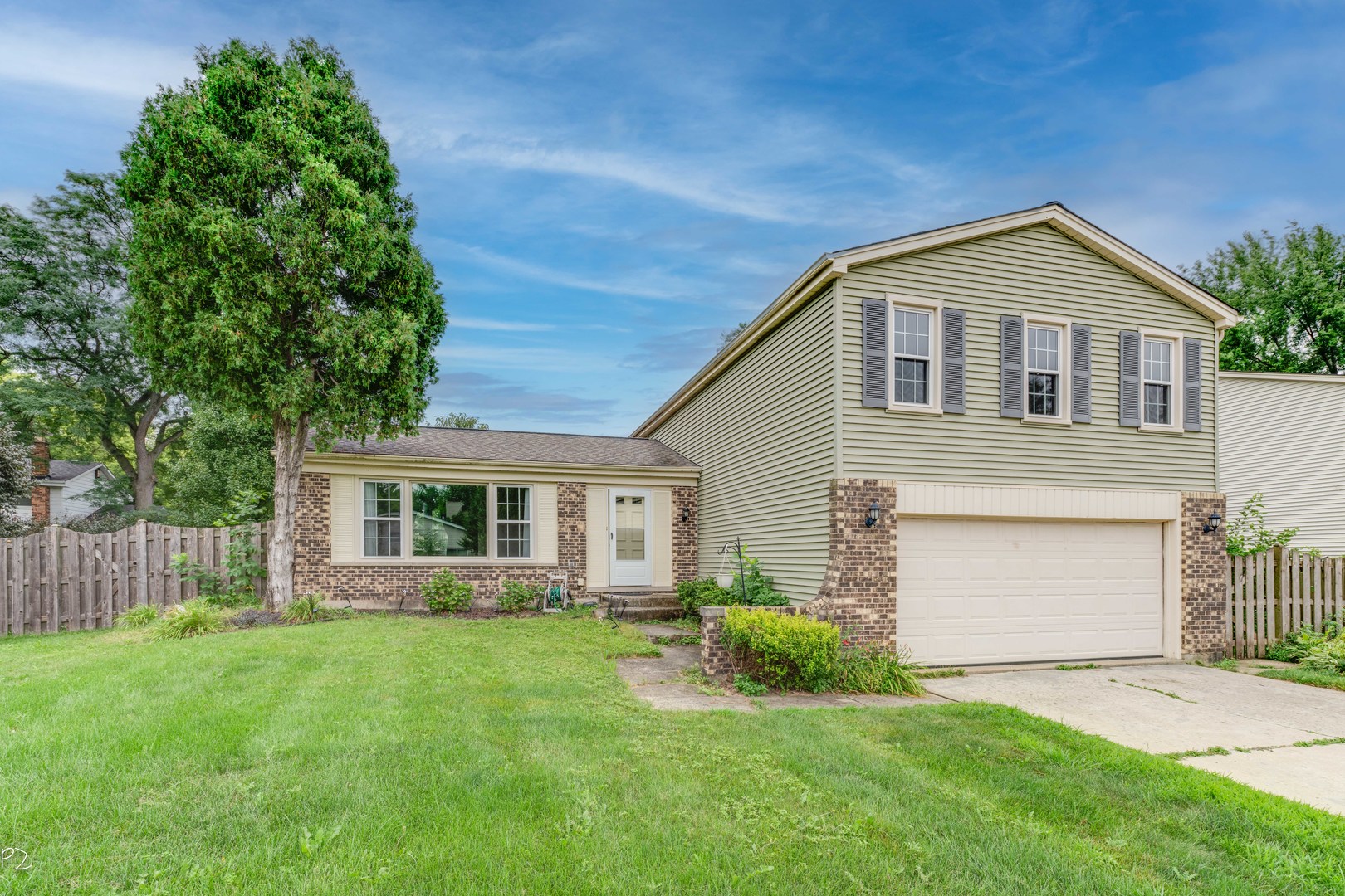 5s735 Park Meadow Drive Property Photo 1