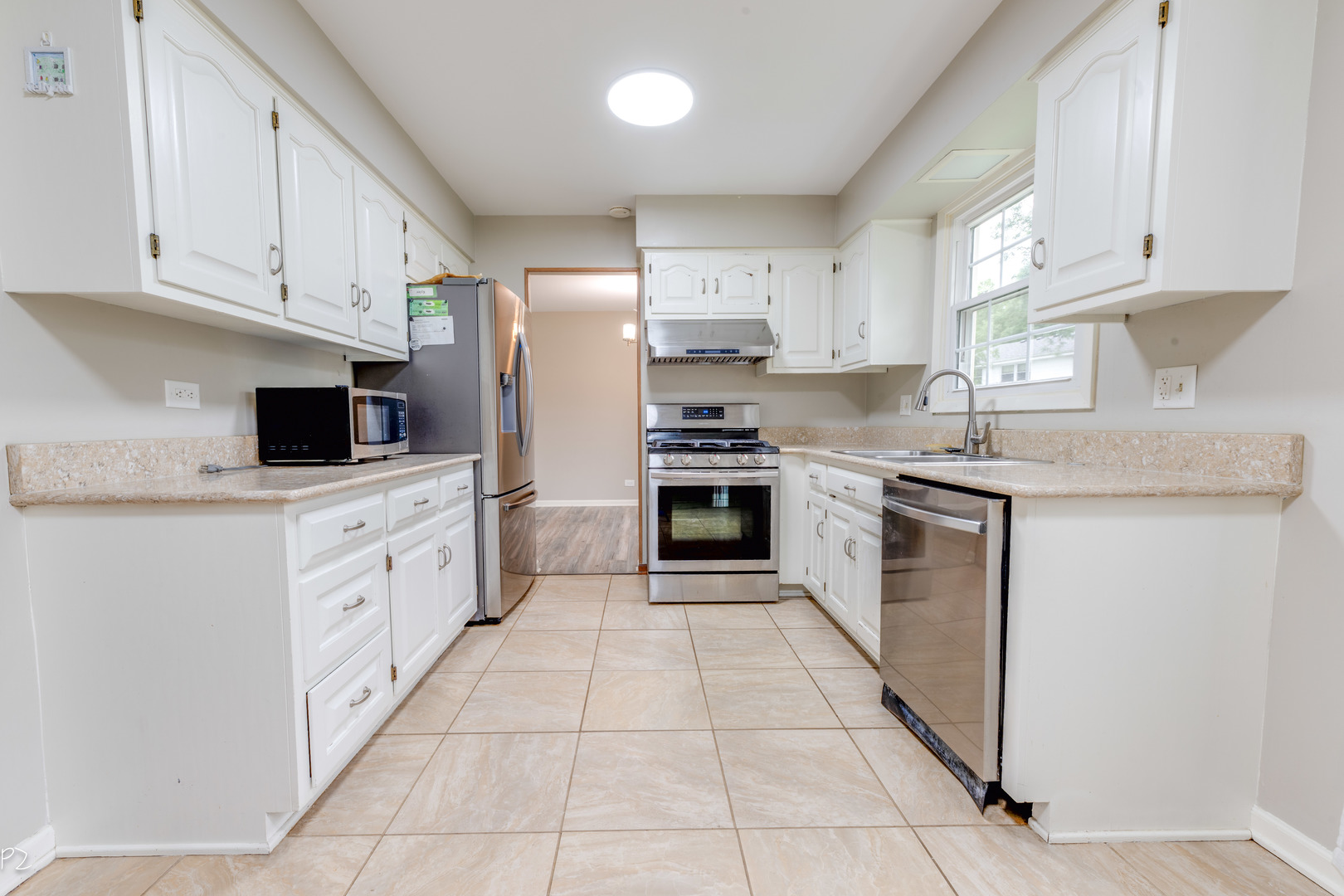 5s735 Park Meadow Drive Property Photo 4