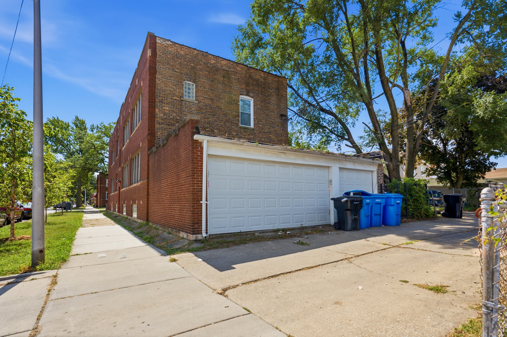 1656 E 84th Street Property Photo 55