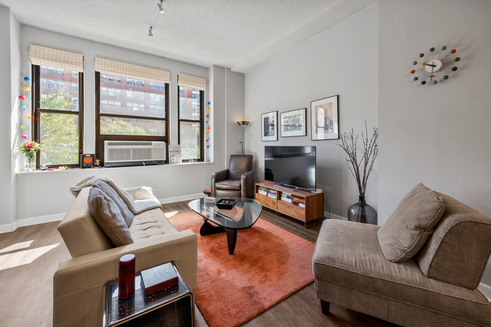 600 S Dearborn Street 314 Property Photo 3